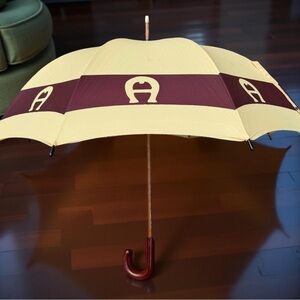 Vintage Etienne Aigner Umbrella with Signature Oxblood Emblem Print